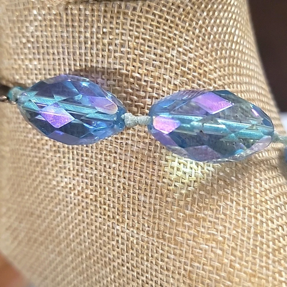 Ice Blue Faceted Crystal Aurora Borealis Chunky Necklace